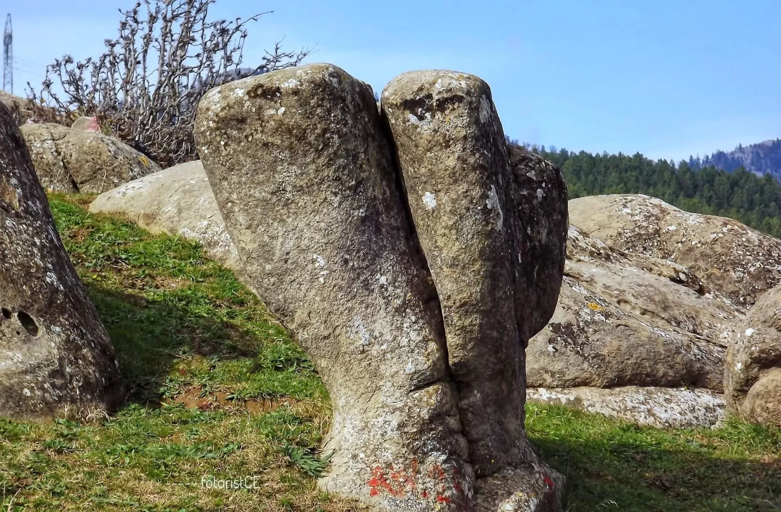 Kız Oğlan Taşı: Doğanın Sessiz Tanığı