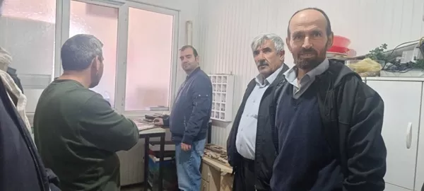 Andırın Şoförler Cemiyeti’nde APP Plaka Mesaisi: Sürücüler Sıraya Girdi!