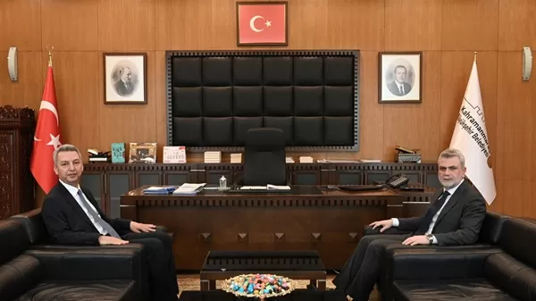 Başkan Görgel’den Rektör Okumuş’a Hayırlı Olsun Ziyareti