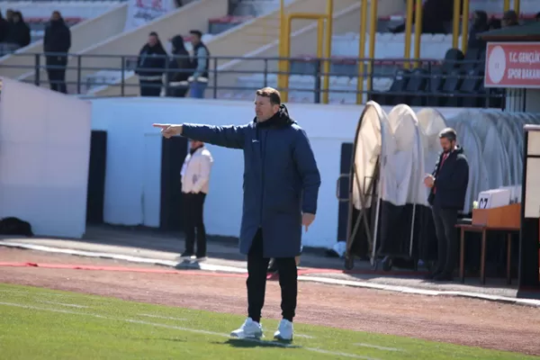 İstiklalspor’da Beklenen Karar Resmileşti!