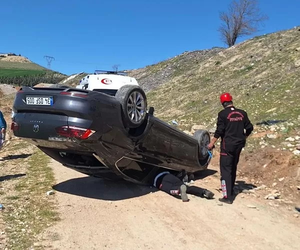 Kahramanmaraş’ta Otomobil Uçuruma Yuvarlandı: 1 Yaralı