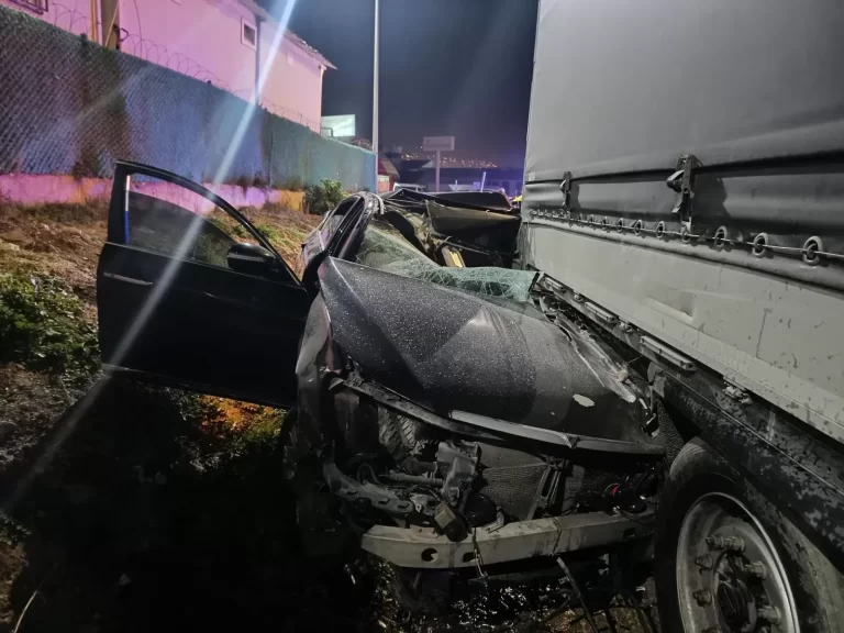 Malik Ejder Mahallesi’nde Kaza: 4 Kişi Yaralandı