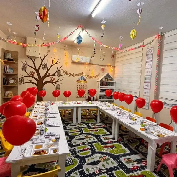 Ramazan’ın En Güzel Hali: Andırın’da Çocuklar Aynı Sofrada Buluştu