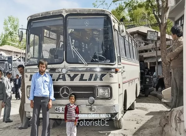 Tozlu Yolların Tanığı: Andırın’ın Hatıralarla Dolu Eski Otobüsü