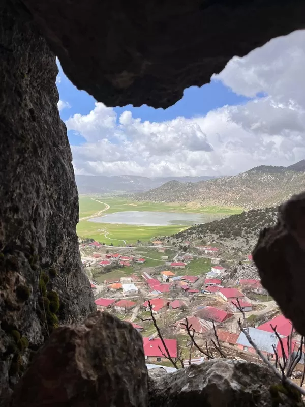 Andırın’da Bahar Senfonisi: Akgümüş ve Altınyayla Mahalleleri Kartpostalları Aratmıyor!