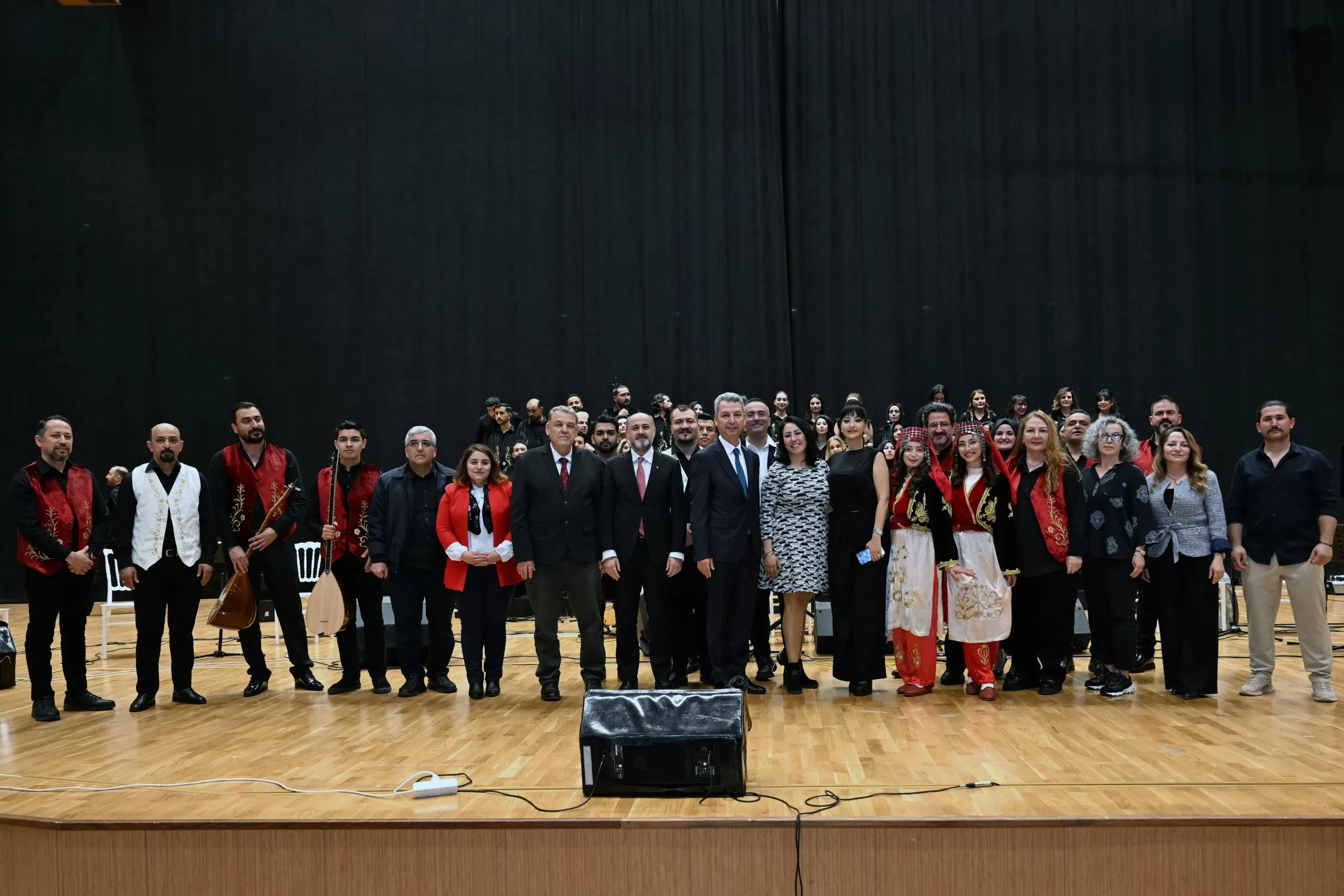 Anadolu Ezgileri KSÜ Sahnesinde Hayat Buldu!