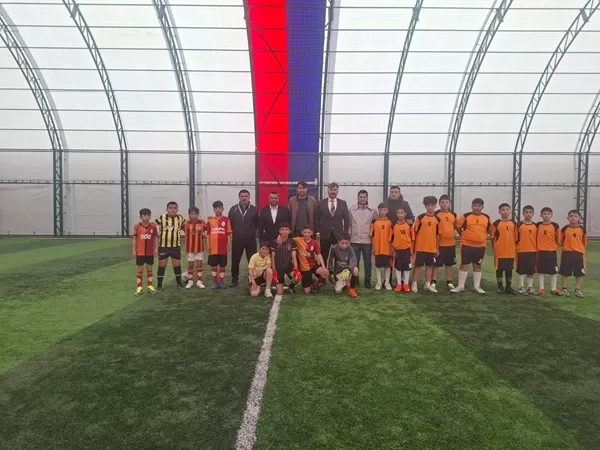 Andırın’da Dev Futbol Şöleni Başladı: 1092 Sporcu Sahaya İndi!