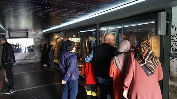 Çanakkale Destanı Kahramanmaraş’ta: Mobil Müze Ziyaretçilerini Bekliyor