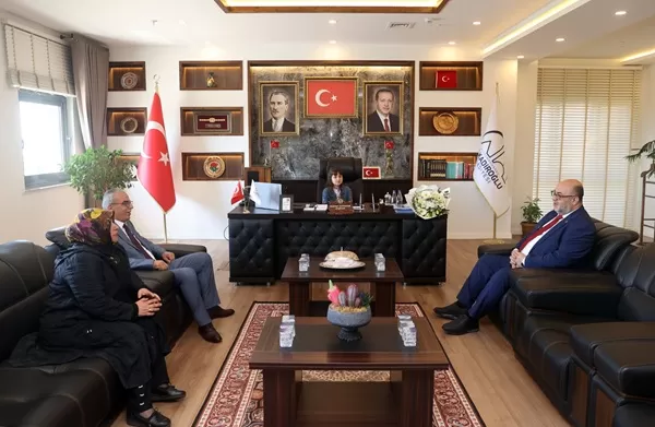 Dulkadiroğlu’nda Başkanlık Makamı Ecrin Nisanur’a Emanet! İlk Talimatı “Eğitim ve Oyun” Oldu