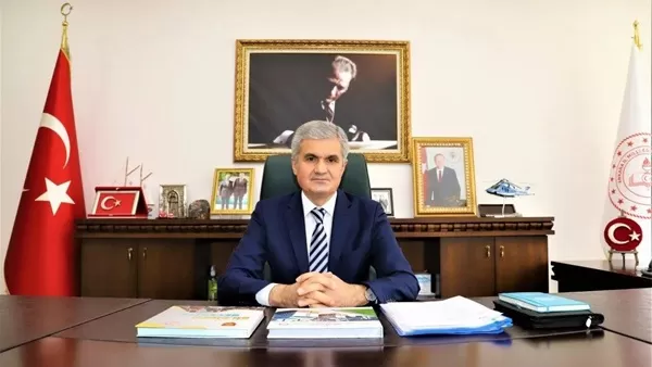 Kahramanmaraş Eğitiminde Deprem: Erhan Baydur Görevden Alındı, Yeni Müdür Turan Akpınar!