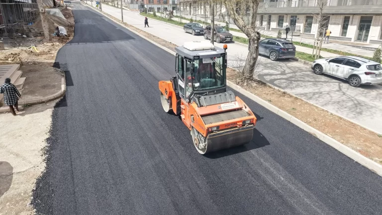 Kahramanmaraş’ta Asfalt Çalışmaları Sürdürülüyor