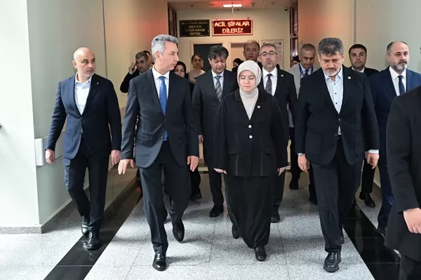 Milletvekillerinden Yaralı Öğrencilere Hastanede Ziyaret: “Tüm İmkanlar Seferber Edildi”
