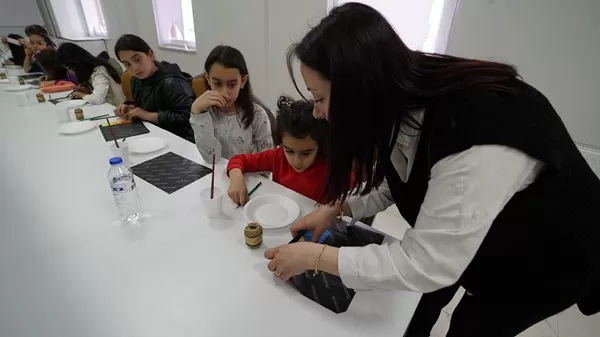 Pusula Maraş’tan Miniklere Renkli Kütüphane Haftası Atölyesi