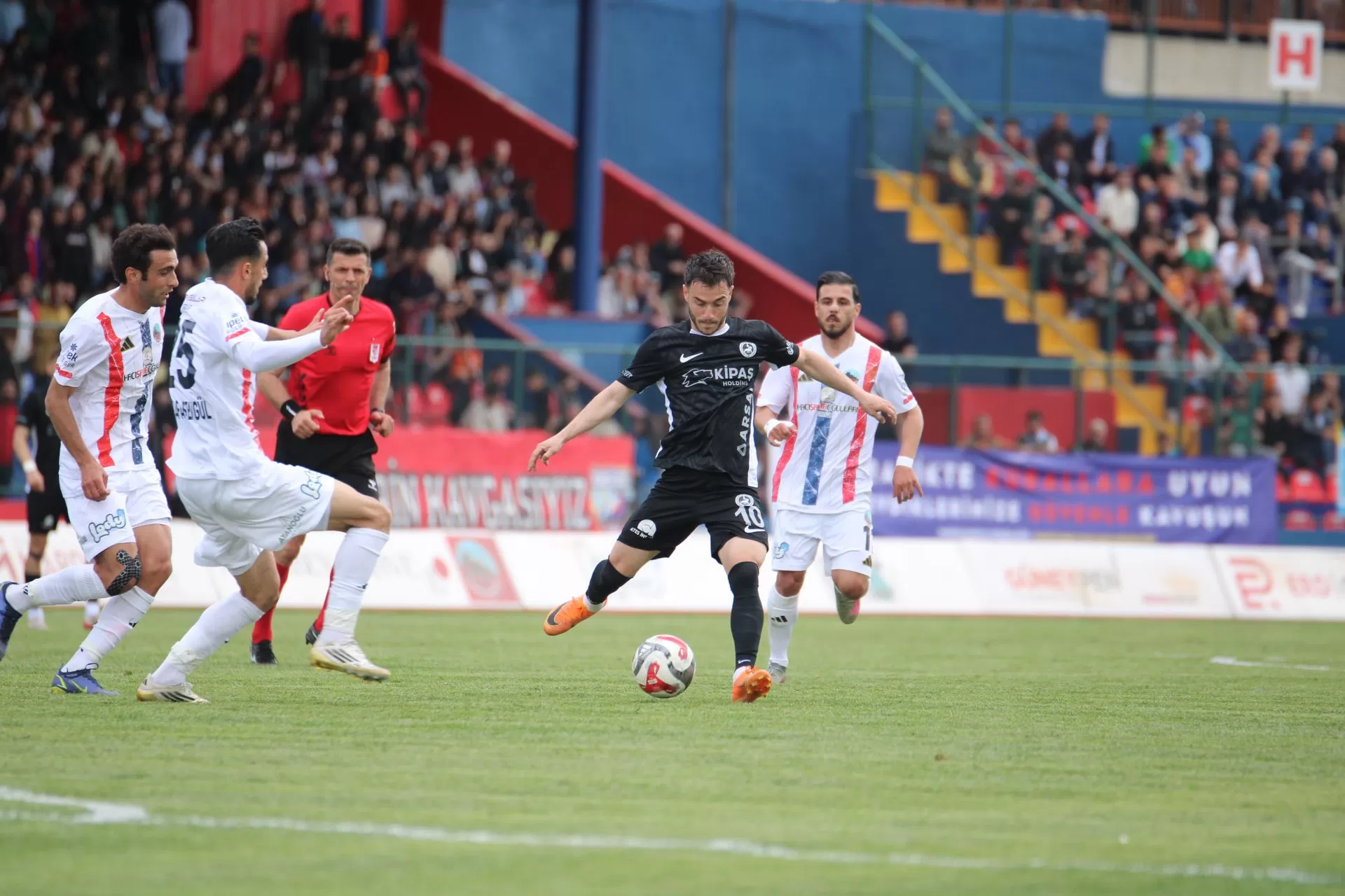 KAHRAMANMARAŞ İSTİKLALSPOR’UN 1. LİG HAYALİ BAŞKA BAHARA KALDI