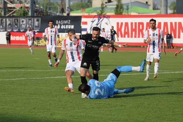 Ömer Kahveci memleketine geçit verecekmi?