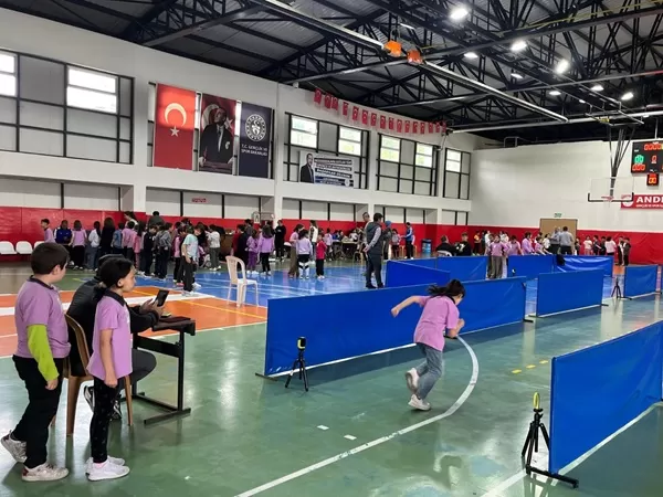 Andırın’ın Minik Edeleri Şampiyonluk Yolunda! 300 Çocuk Özel Parkurlarda Ter Döktü