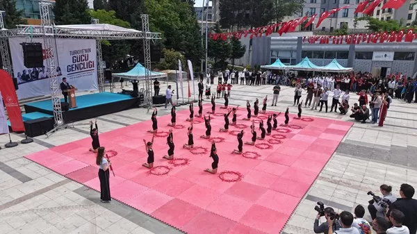 Millî İrade Meydanı’nda Resmî Tören: Kahramanmaraş’ta 19 Mayıs Protokol ve Halkı Buluşturdu