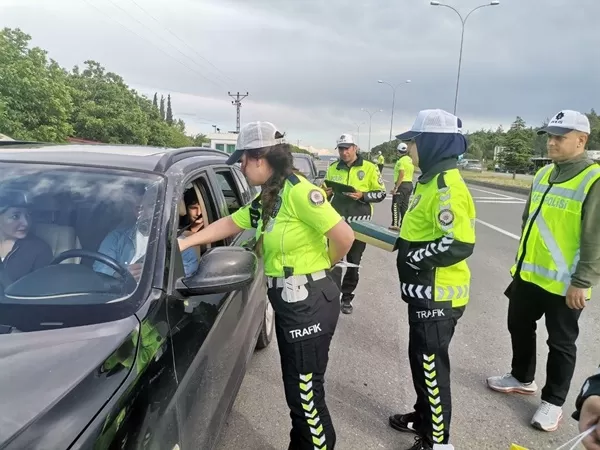 Maraş’ta Bayram Seferberliği! 4 Bin 341 Ede Sahaya İndi, Kuş Uçurtulmuyor!
