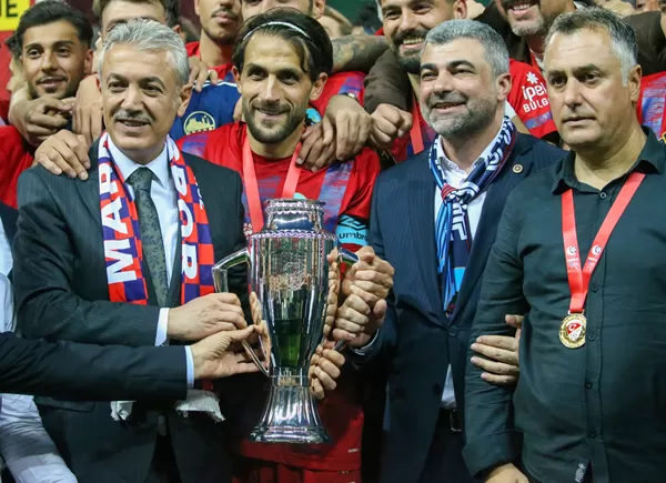 Kahramanmaraş’ın Tanıdığı İsim Vali Akkoyun Mardinspor ile Şampiyonluk Yaşadı!