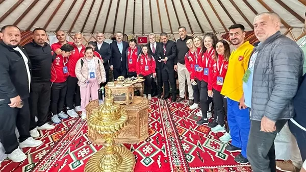 İstanbul’da Kahramanmaraş Rüzgarı! Etnospor’da Maraş Çadırına Ziyaretçi Akını