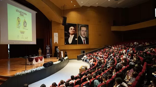 UNESCO Edebiyat Şehri’nde Geleceğin Kalemleri Yetişiyor: KBR’den Okur-Yazar Buluşması!