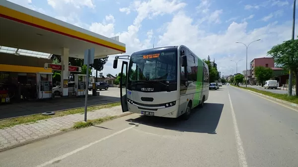 Büyükşehir’den Türkoğlu ve Andırın’a Ulaşım Jesti! 40 Milyonluk 5 Yeni Otobüs Yola Çıktı