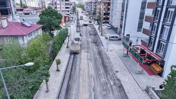 Elbistan’ın Can Damarı Pınarbaşı Caddesi Yenileniyor: Hedef Bayram Öncesi Teslim!