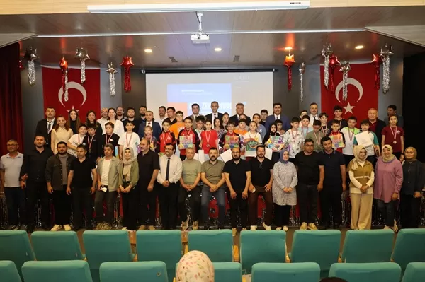 Kahramanmaraş’ta Zekâ ve Strateji Zirvesi: TAZOF İl Finali Beyza Okulları Ev Sahipliğinde Yapıldı!