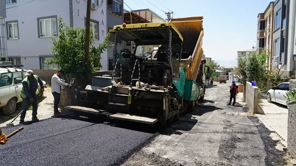 Büyükşehir’den Dulkadiroğlu’na Sıcak Asfalt Çıkarması!