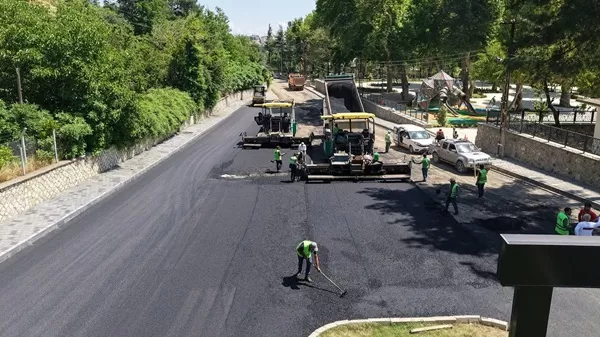 Başkan Görgel’den Pınarbaşı’na Dev Hizmet: 1.5 Kilometrelik Çileli Yol Pırıl Pırıl Asfalta Kavuşuyor!