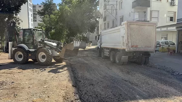 Pazarcık’a 60 Bin Tonluk Dev Asfalt Bombası!