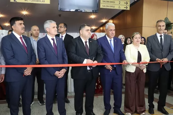 Halk Eğitim’in Dev Sergisi ve Sahne Gösterileri Hayran Bıraktı!