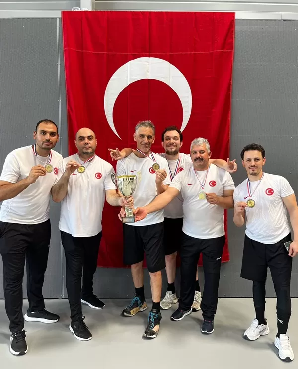 Oturarak Voleybolda Avrupa İkincisiyiz!