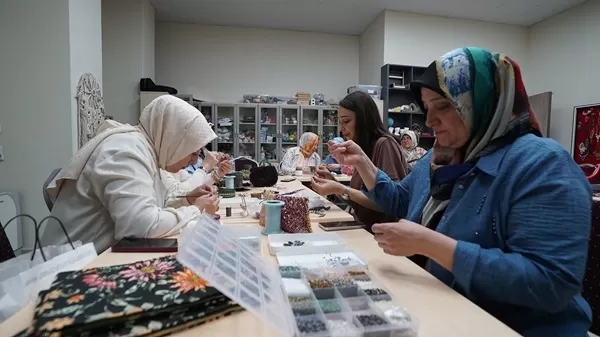 Maraşlı Kadınların El Emeği Göz Nuru Satışa Çıkıyor!