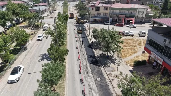 KASKİ Sürmeli Bey Caddesi’nde Asfaltlama Çalışmalarını Sürdürüyor