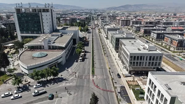 Azerbaycan Bulvarı 2 Temmuz’a Kadar Çift Yönlü Kapatıldı!