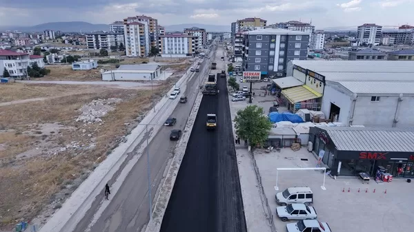 Büyükşehir, Elbistan Dr. Devlet Bahçeli Bulvarı’nda Büyük Dönüşüm Başlattı