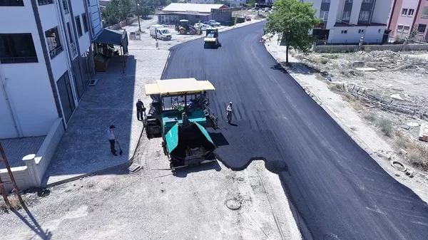 Büyükşehir, Elbistan Kümbet Caddesi’ni Yeni Görünümüne Kavuşturuyor