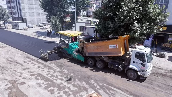 Büyükşehir, Elbistan Söğütlü Caddesi’ni Modern Görünümüne Kavuşturuyor