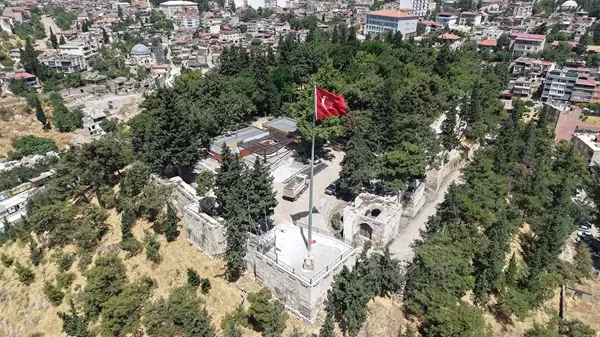 Tarihi Kahramanmaraş Kalesi’nde Restorasyon Çalışmaları Aralıksız Sürdürülüyor