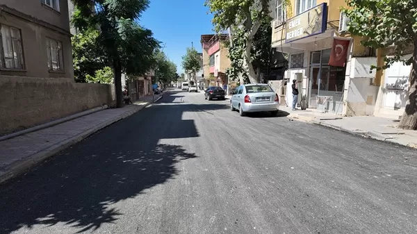Büyükşehir, Mükremin Halil Caddesi’nde İlk Etabı Tamamladı