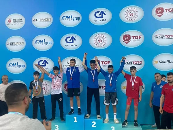 Ankara’da Minderin Zirvesi Kahramanmaraş’ın! SEM Sporcularından Şampiyonluk Yağmuru