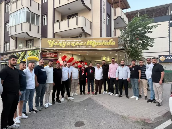 Edeler Grubu 1983’te Gençlik Dönemi Başladı: Yönetim ve Tribün Güç Tazeledi!