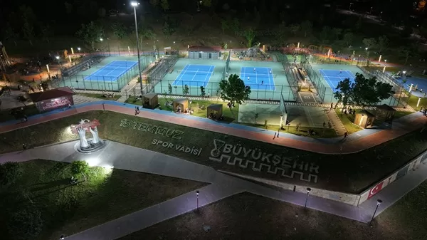 Büyükşehir Belediyesi Tenis Kortlarında Online Rezervasyon Dönemini Başlattı