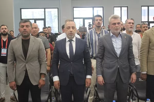İstiklal’de Flaş Gelişme: Yeni Başkan Yeni Teknik Direktörü Açıkladı!
