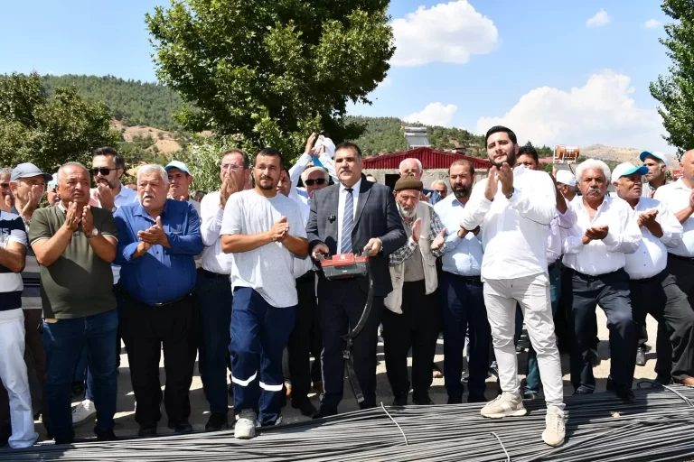Türkoğlu’nda “Sevdamız Türkoğlu” Dedirten Yatırım: Yeşilyöre İş Merkezi’nin Temeli Atıldı