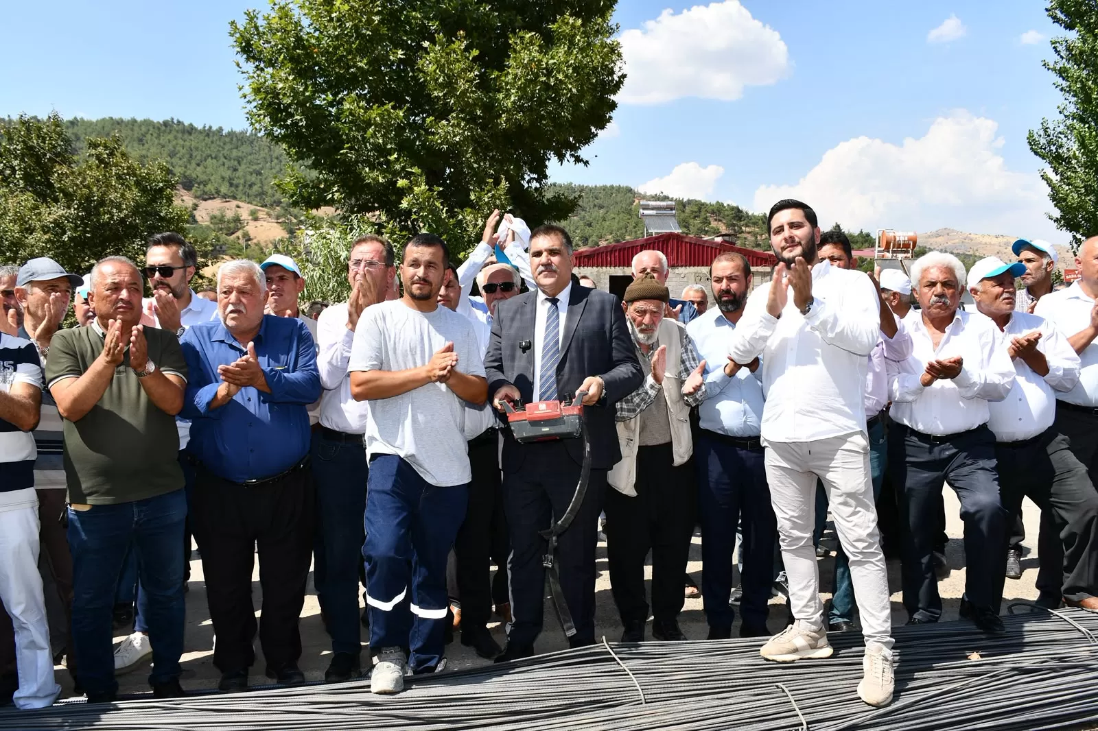 Türkoğlu’nda “Sevdamız Türkoğlu” Dedirten Yatırım: Yeşilyöre İş Merkezi’nin Temeli Atıldı