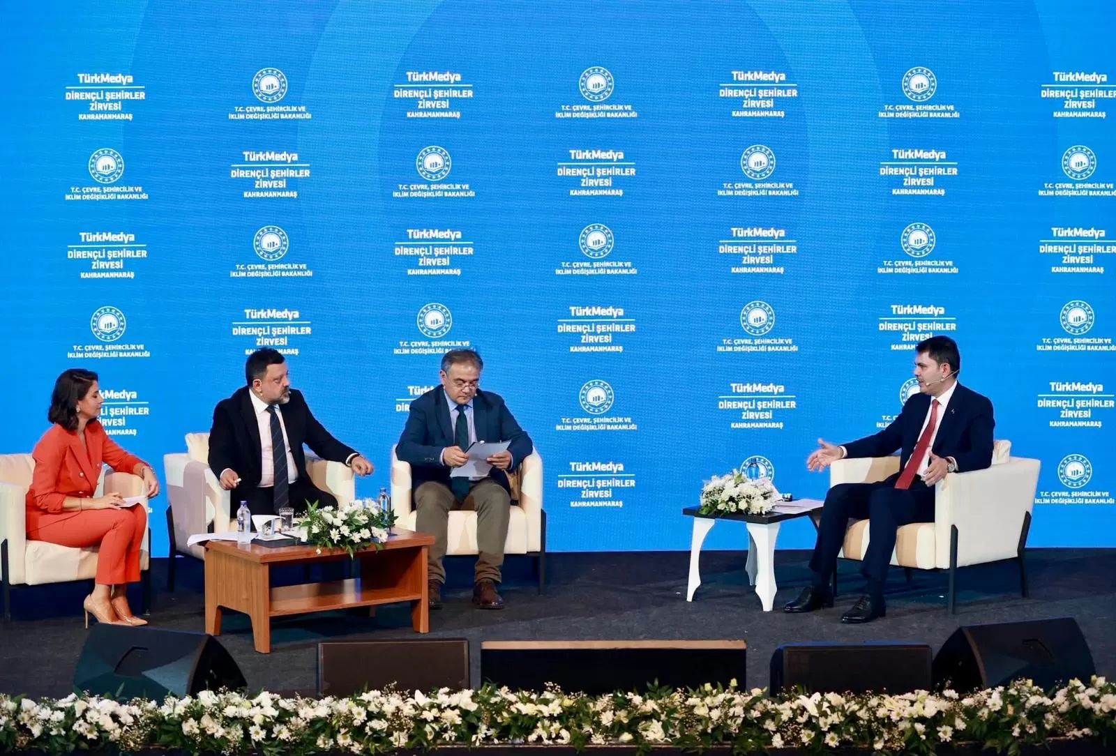 Bakan Kurum, Kahramanmaraş’ta Dirençli Şehirler Zirvesi’ne Katıldı