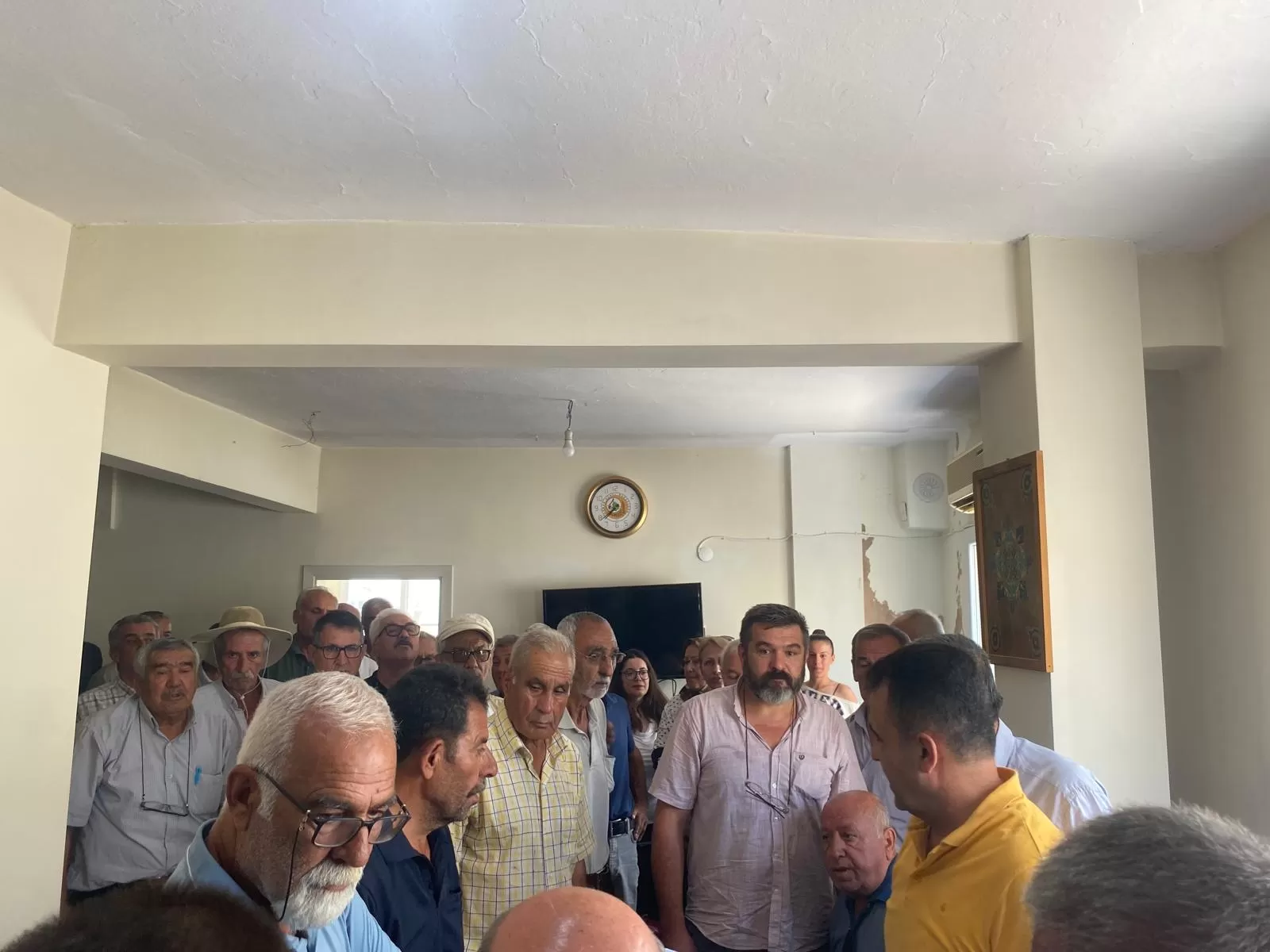 Andırın’da Siyasi Hareketlilik: “Halkımız ve Teşkilatımız Mağdur Edildi”