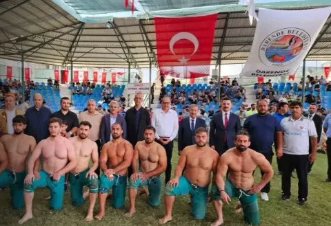 Darende’de başpehlivan Feyzullah Aktürk